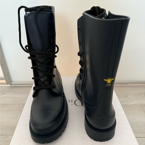 Stylish Navy Blue Lace-Up Women's Boots - Picture 5 of 10